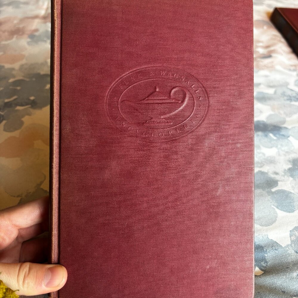 Vintage 1955 The Universal Standard Encyclopedia (Funk & Wagnalls) Volume 2